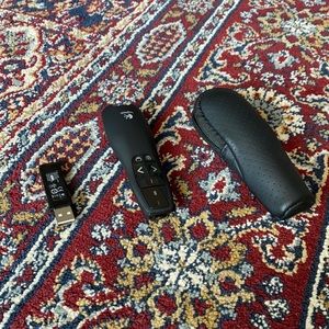 Logitech Wireless Presenter R400, Wireless Presentation Remote